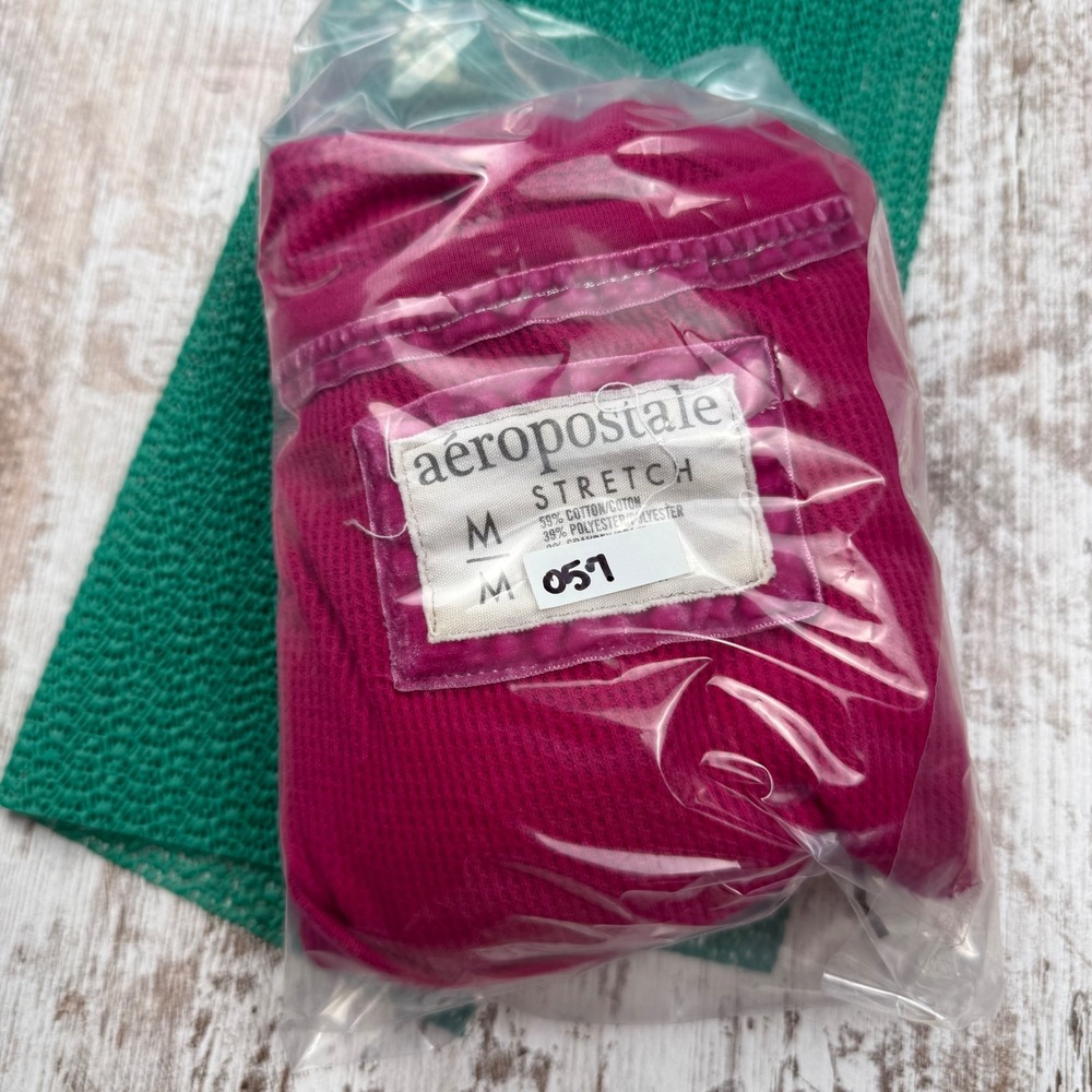 VTG Y2K Aeropostale Magenta Pink Waffle Knit Henley Long Sleeve Top M Coquette - Picture 8 of 8